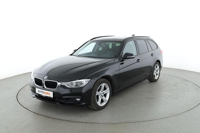Schwarz Gebraucht 2018 BMW 320 Kombi | 19.140 € (Fairer Preis) - Bild 1/3