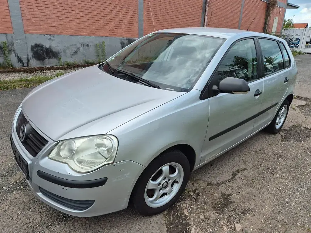 Gebraucht VW Polo Comfortline 64 PS (47 kW) 2006 Silber Kleinwagen