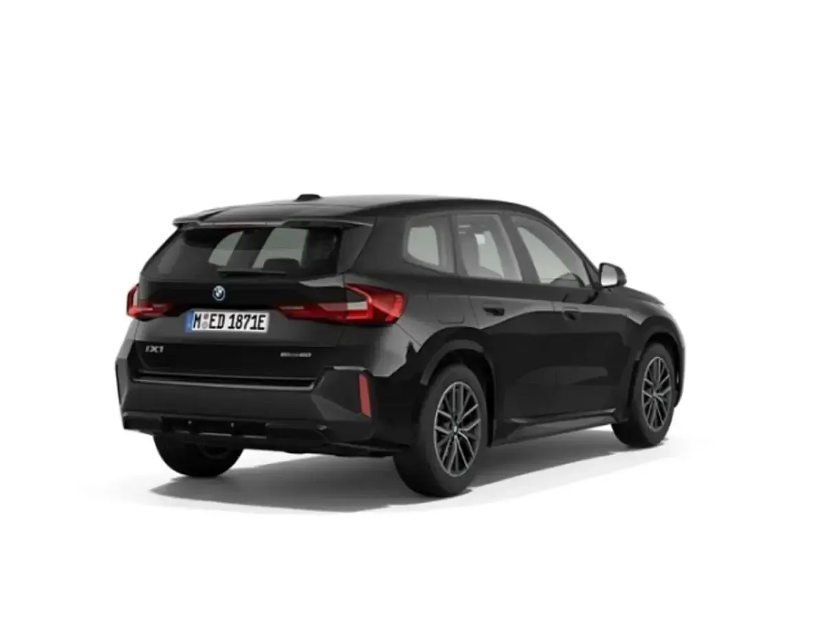 Gebraucht BMW iX1 M Sport 150 kW (204 PS) 2024 Schwarz SUV