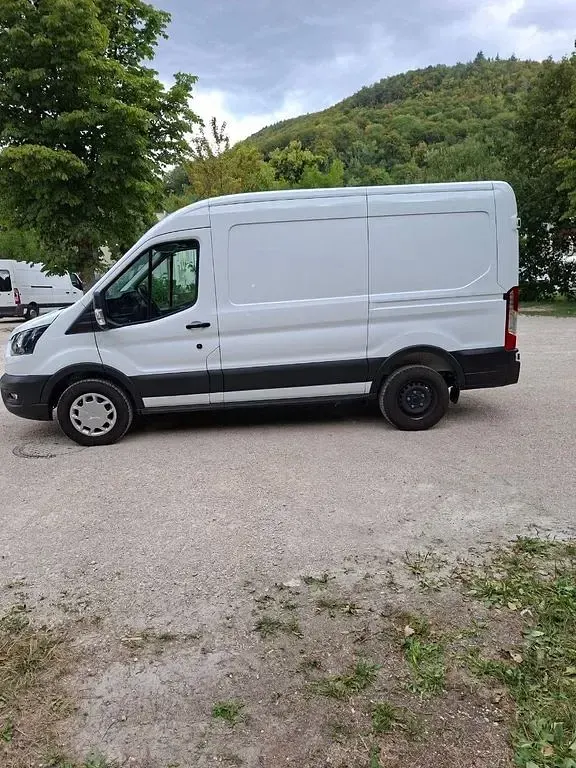 Gebraucht Ford Transit 105 PS (77 kW) 2024 Weiß Van