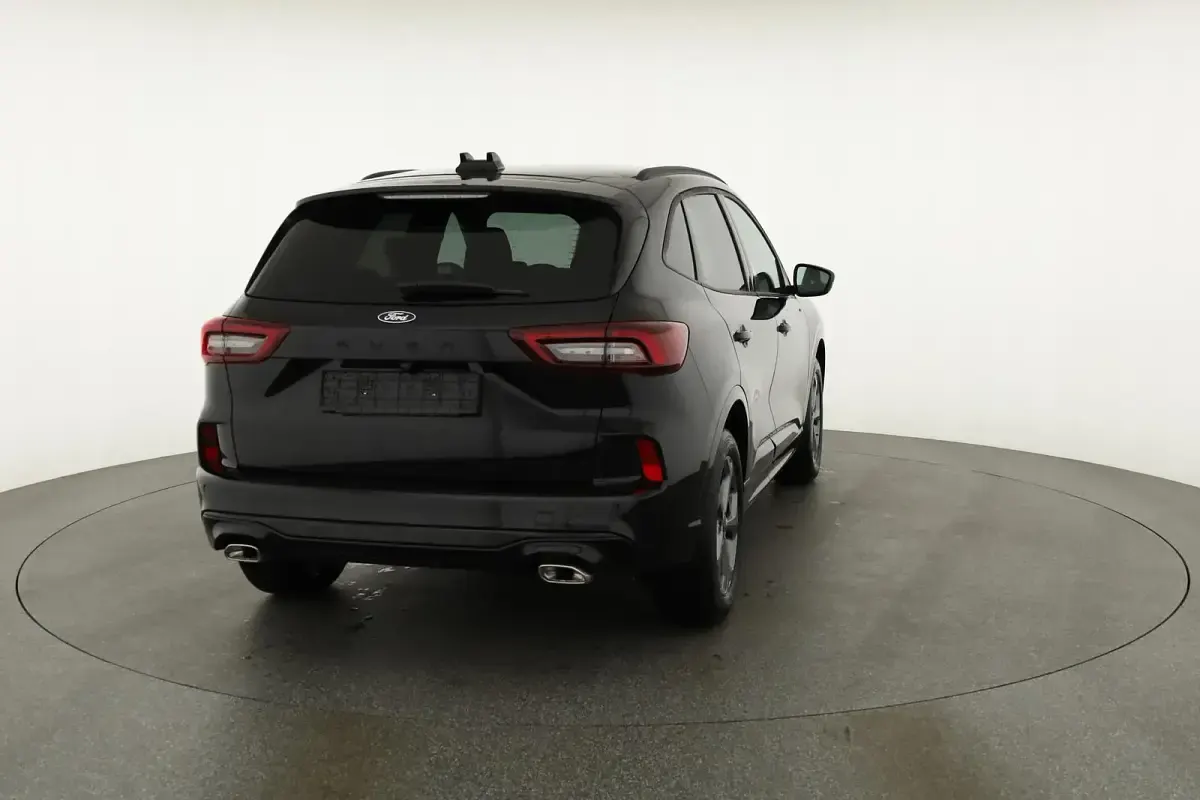 Neu Ford Kuga ST-Line 186 PS (136 kW) 2026 Agate black metallic SUV
