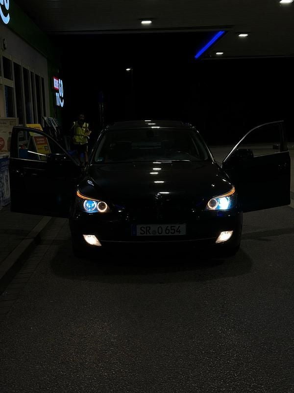 Schwarz Gebraucht 2008 BMW 525 Limousine | 6.950 € (Fairer Preis) - Bild 1/4