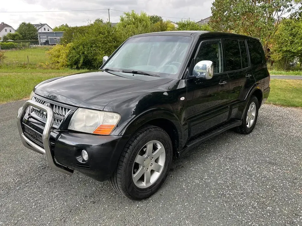 Gebraucht Mitsubishi Pajero Elegance 160 PS (117 kW) 2004 Schwarz SUV