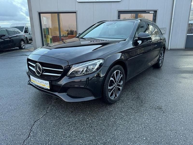 Gebraucht Mercedes C300 245 PS (180 kW) 2017 Schwarz Kombi
