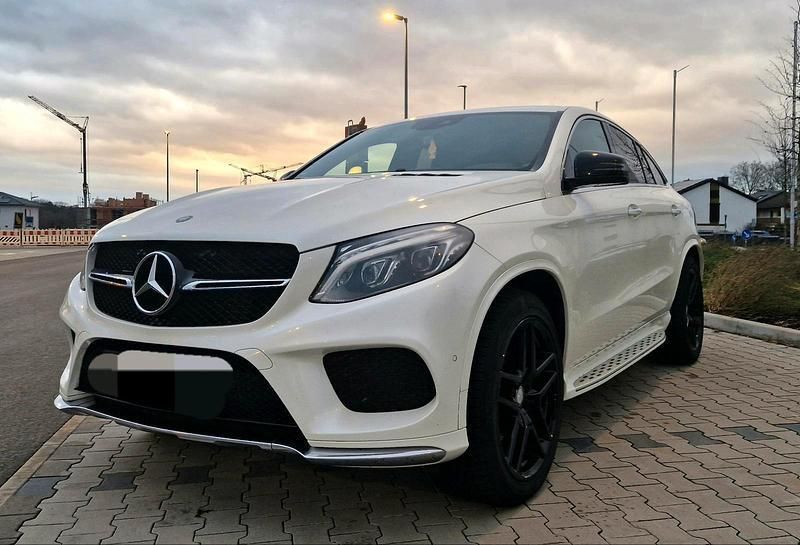 Weiß Gebraucht 2015 Mercedes GLE350 AMG Coupé | 29.999 € (Etwas zu teuer) - Bild 1/4