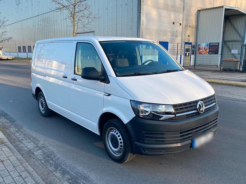 Gebraucht VW Transporter 150 PS (110 kW) 2017 Weiß Van