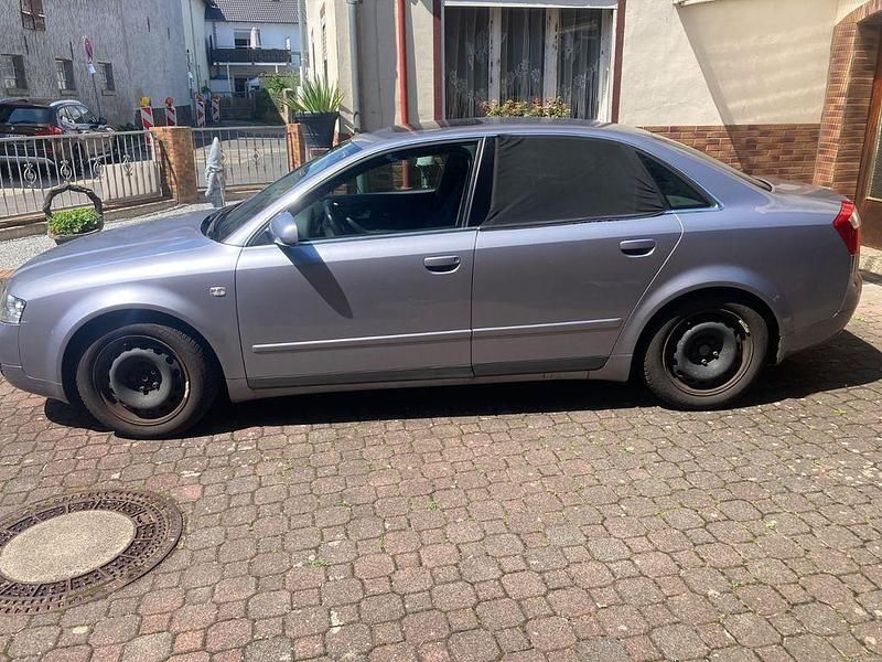 Gebraucht Audi A4 131 PS (96 kW) 2003 Schwarz Limousine