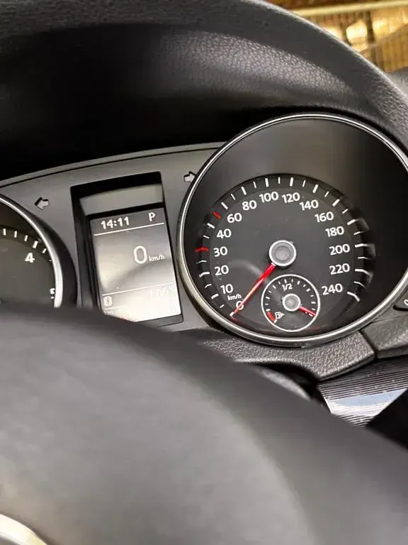 Gebraucht VW up! high up! 90 PS (66 kW) 2018 Weiß Kleinwagen