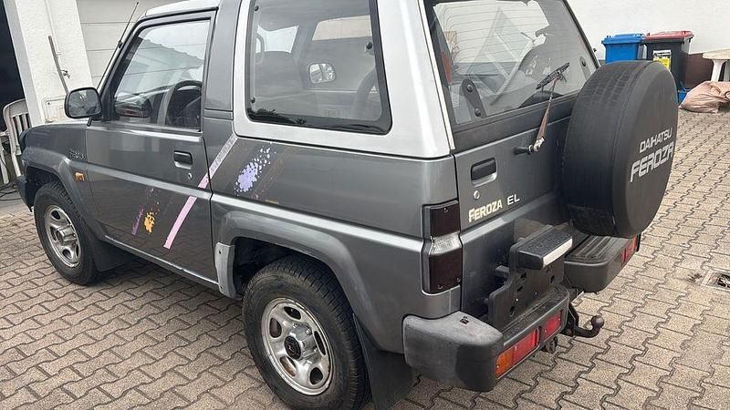Gebraucht 1991 Daihatsu Rocky SUV | 4.750 € - Bild 1/4
