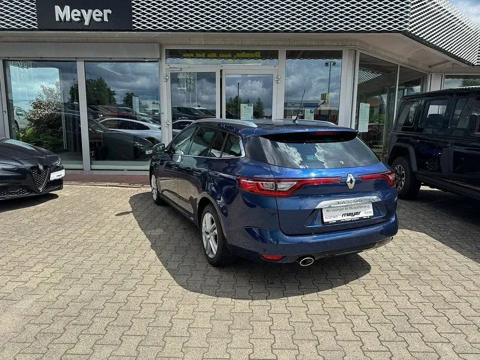 Gebraucht Renault Mégane IV Bose Edition 159 PS (116 kW) 2019 Blau Limousine