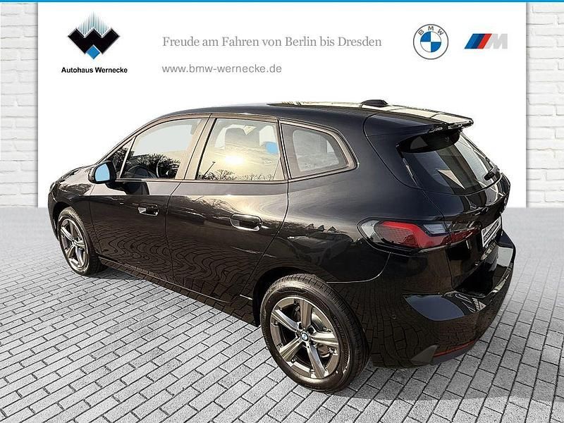 Gebraucht BMW 216 Active Tourer 122 PS (89 kW) 2024 Saphirschwarz Van / Kleinbus