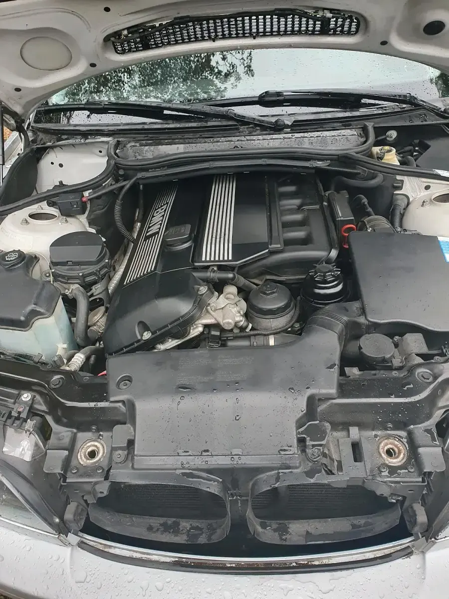 Gebraucht BMW 320 170 PS (125 kW) 2003 Silber Coupé