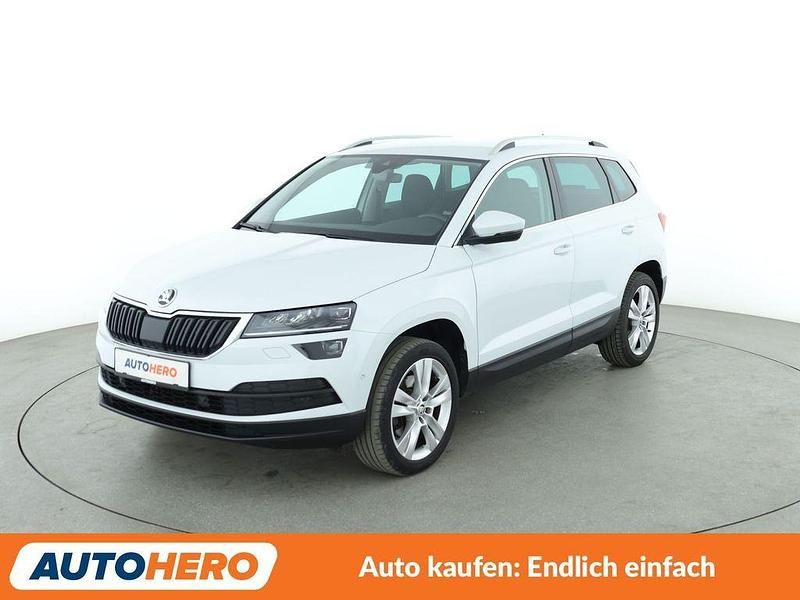 Weiß Gebraucht 2018 Skoda Karoq Style SUV | 17.860 € (Guter Preis) - Bild 1/3