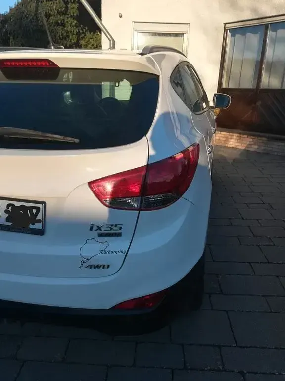 Gebraucht Hyundai ix35 Premium 184 PS (135 kW) 2012 Weiß SUV