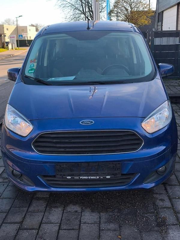 Blau Gebraucht 2015 Ford Tourneo Courier Van / Kleinbus | 5.499 € (Etwas zu teuer) - Bild 1/4