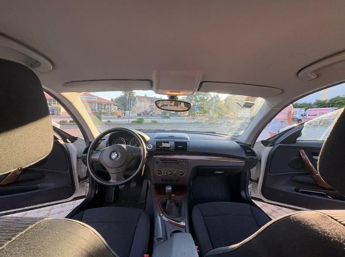 Gebraucht BMW 116 122 PS (89 kW) 2008 Weiß Kleinwagen