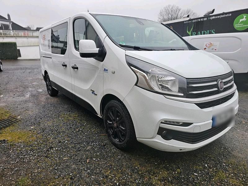 Gebraucht Fiat Talento 145 PS (106 kW) 2017 Weiß Van / Kleinbus