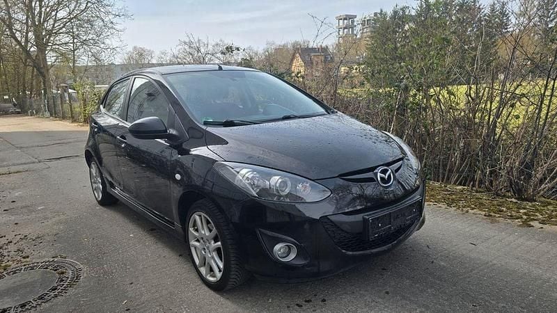 Gebraucht Mazda 2 Inclusive 102 PS (75 kW) 2012 Schwarz Kleinwagen