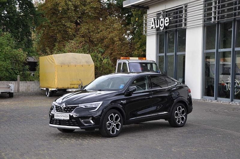 Onyxschwarz metallic Gebraucht 2021 Renault Arkana Intens SUV | 22.499 € (Fairer Preis) - Bild 1/4