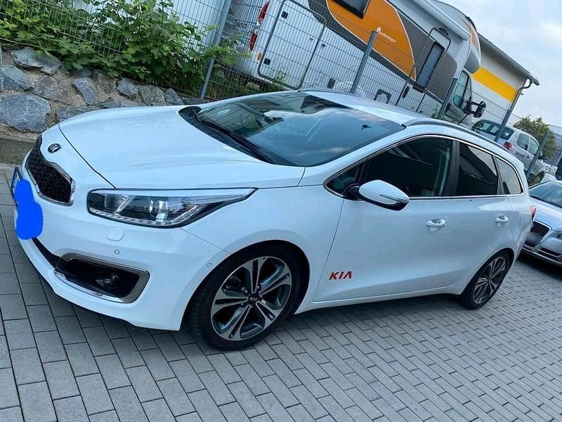 Gebraucht Kia Ceed 136 PS (100 kW) 2016 Weiß Kleinwagen