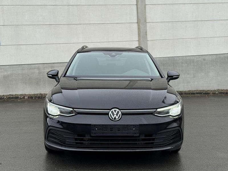 Gebraucht VW Golf VIII Life 150 PS (110 kW) 2022 Schwarz Kombi