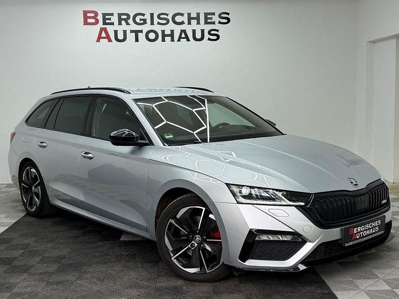 Silber Gebraucht 2021 Skoda Octavia RS Kombi | 31.700 € (Fairer Preis) - Bild 1/4