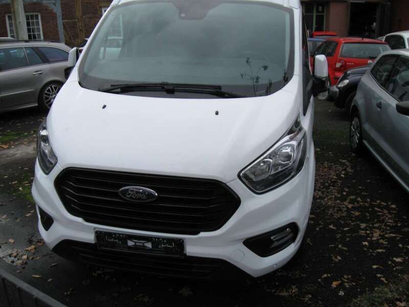Frostweiß Gebraucht 2020 Ford Transit Custom Trend Van / Kleinbus | 17.999 € (Guter Preis) - Bild 1/4