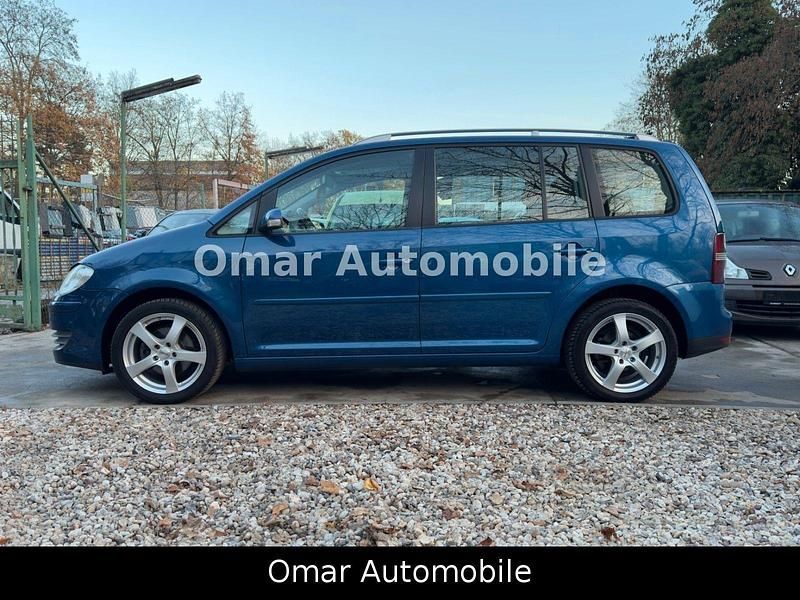 Gebraucht VW Touran Trendline 140 PS (102 kW) 2007 Blau Van / Kleinbus