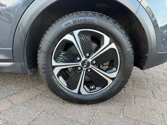 Używany Kia XCeed Vision 141 KM (103 kW) 2021 Szary SUV