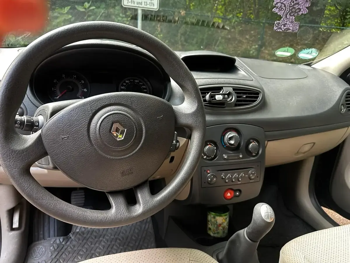 Gebraucht Renault Clio 75 PS (55 kW) 2006 Schwarz Kleinwagen