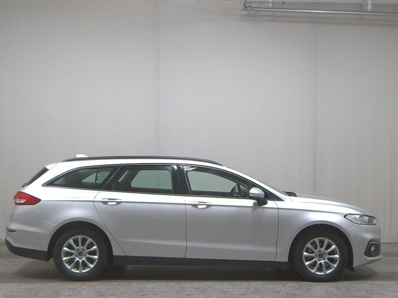 Grau Gebraucht 2021 Ford Mondeo Trend Kombi | 11.780 € (Superpreis) - Bild 1/4