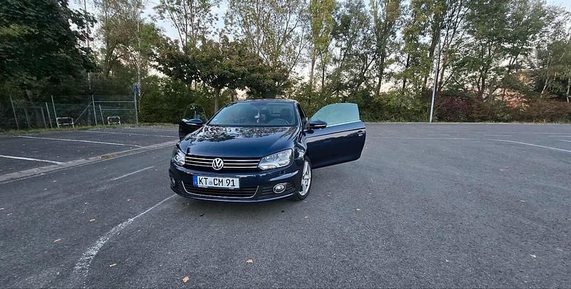 Blau Gebraucht 2014 VW Eos Cabrio | 8.950 € (Fairer Preis) - Bild 1/4