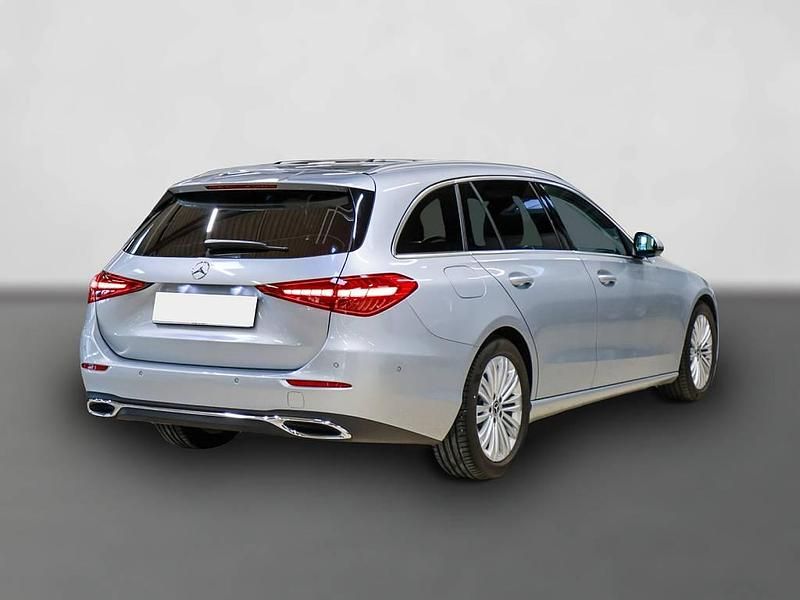 Gebraucht Mercedes C180 170 PS (125 kW) 2025 Silber Kombi