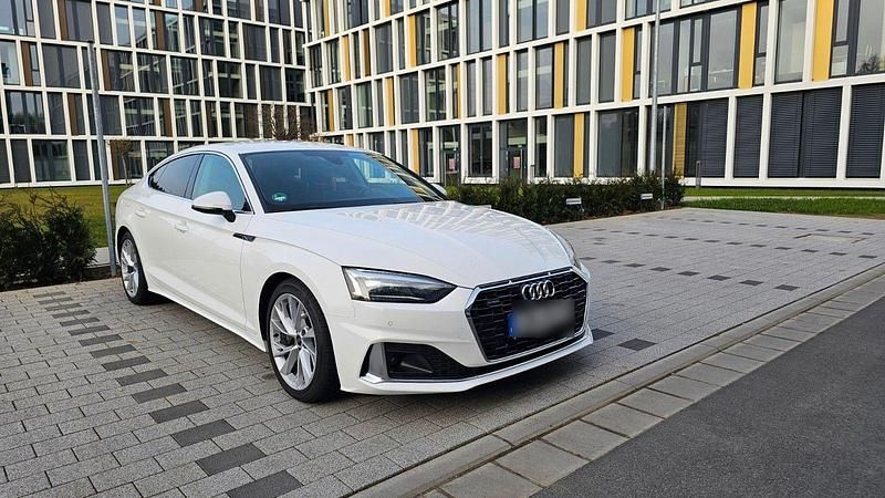 Gebraucht Audi A5 Sportback Ambiente 265 PS (194 kW) 2021 Weiß Kleinwagen