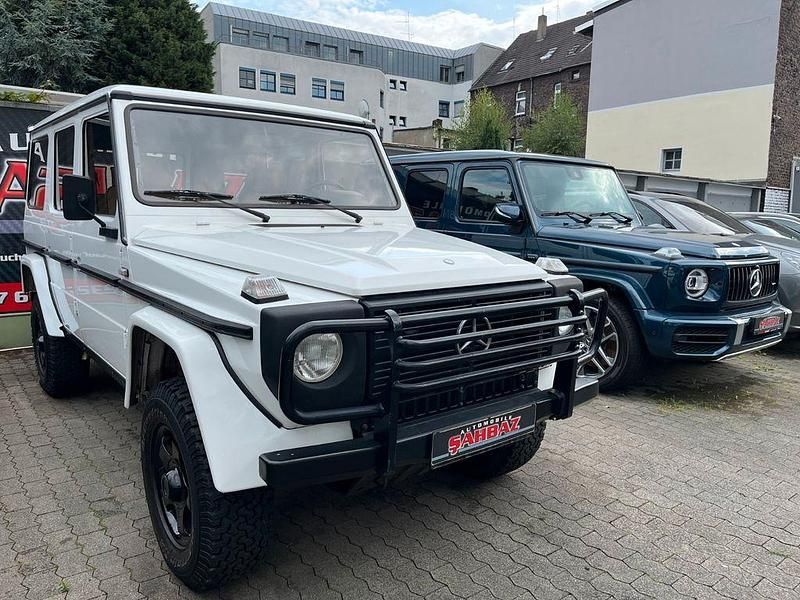 Gebraucht Mercedes G230 125 PS (91 kW) 1982 Weiß SUV