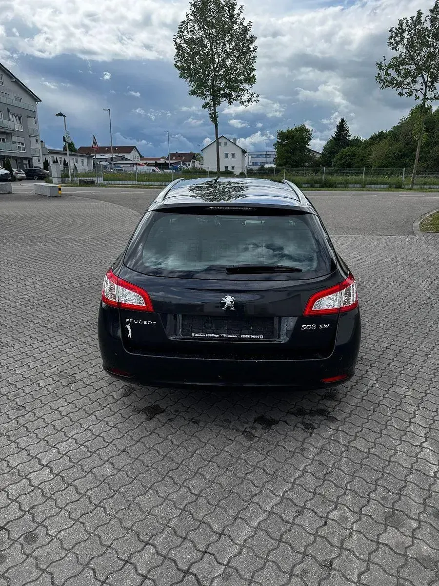Gebraucht Peugeot 508 SW Active 140 PS (102 kW) 2011 Schwarz Kombi