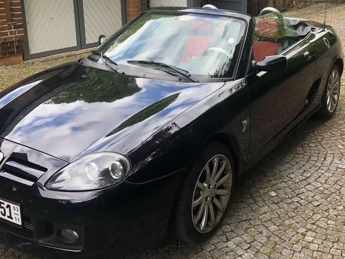 Gebraucht MG TF 136 PS (100 kW) 2004 Schwarz Cabrio