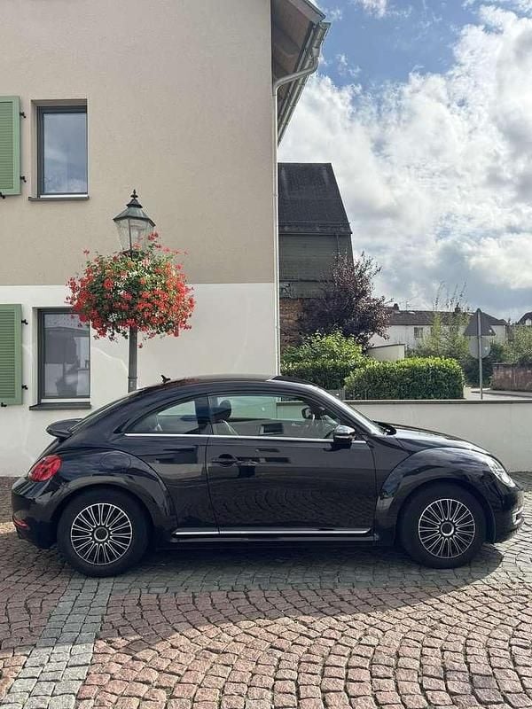 Używany VW Beetle Sport 200 KM (147 kW) 2012 Czarny Hatchback