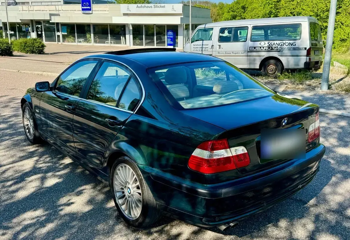 Gebraucht BMW 328 193 PS (141 kW) 2000 Grün Limousine