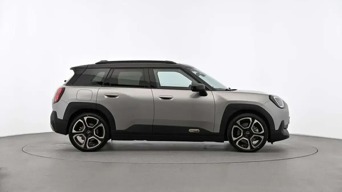 Gebraucht Mini Aceman Favoured 160 kW (218 PS) 2024 Grau SUV