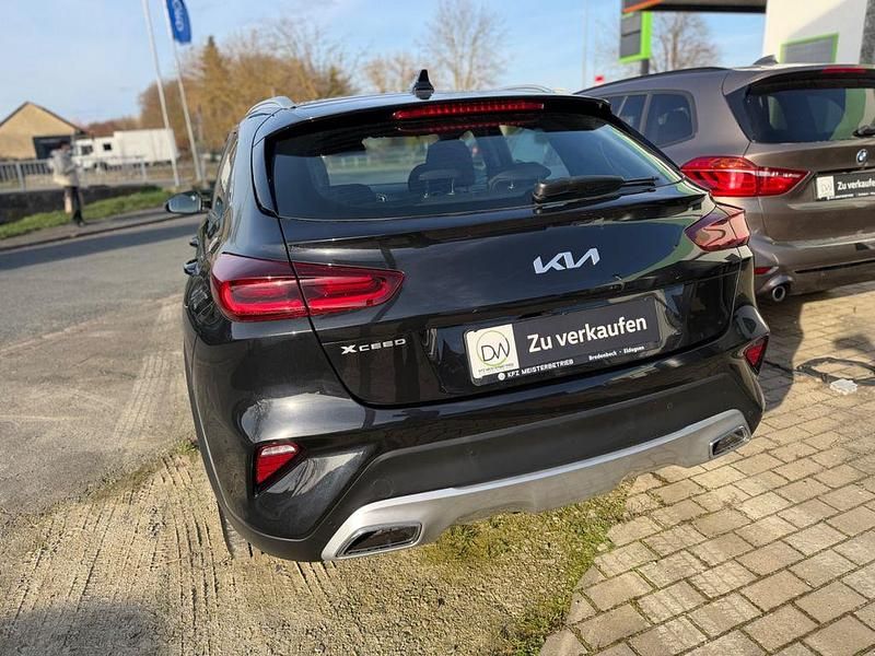Gebraucht Kia XCeed Vision 105 PS (77 kW) 2022 Schwarz SUV