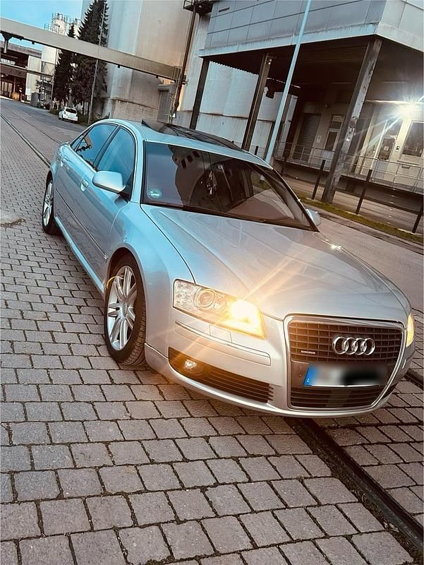 Silber Gebraucht 2005 Audi A8L Limousine | 8.500 € (Fairer Preis) - Bild 1/4