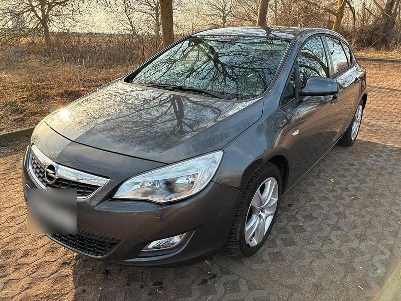 Gebraucht Opel Astra 115 PS (84 kW) 2011 Grau Kombi