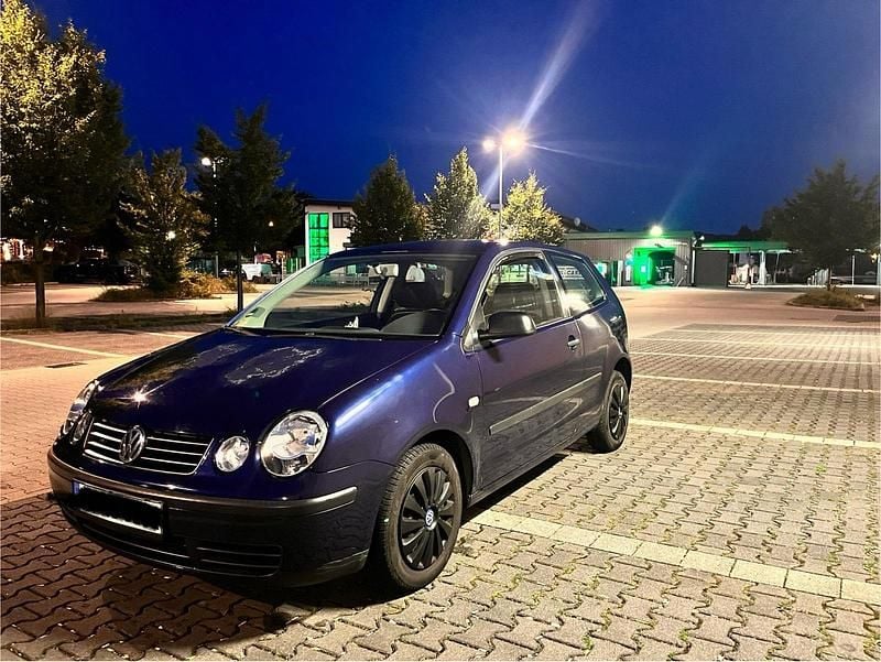 Blau Gebraucht 2002 VW Polo Kleinwagen | 450 € (Guter Preis) - Bild 1/4