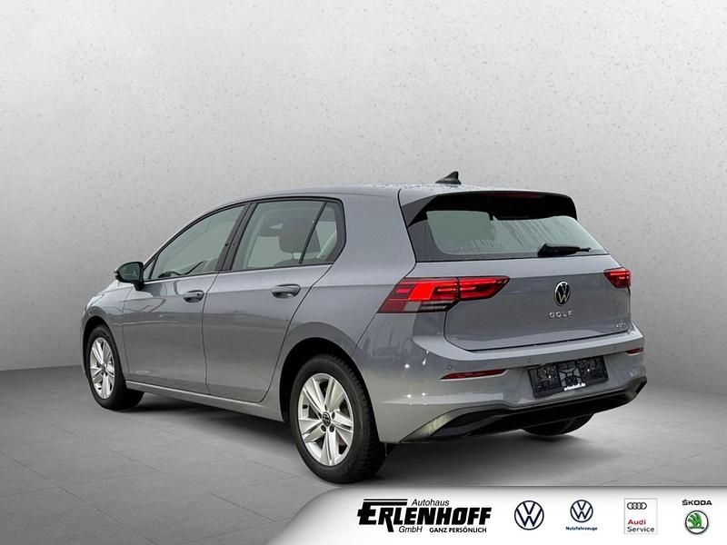 Gebraucht VW Golf VIII Comfortline 110 PS (80 kW) 2023 Grau Limousine