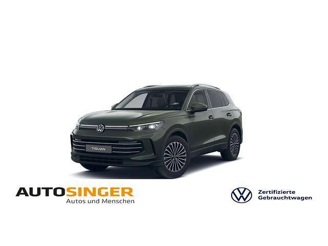 Cipressinogrün metallic Gebraucht 2025 VW Tiguan Elegance SUV | 44.760 € (Fairer Preis) - Bild 1/3
