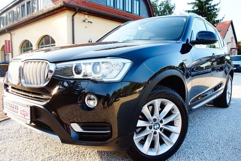 Saphirschwarz (metallic) Gebraucht 2016 BMW X3 Performance SUV | 22.900 € (Etwas zu teuer) - Bild 1/4