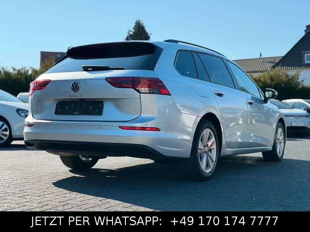 Gebraucht VW Golf VII Life 150 PS (110 kW) 2021 Silber Kleinwagen