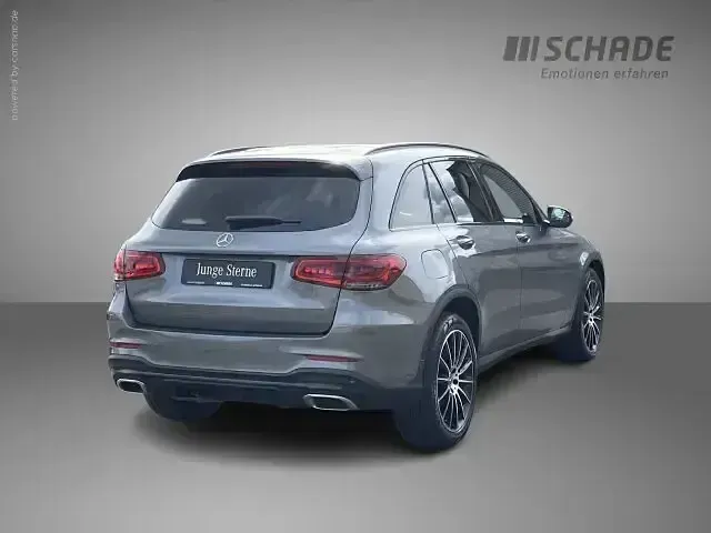 Gebraucht Mercedes GLC300 AMG line 245 PS (180 kW) 2021 Grau SUV