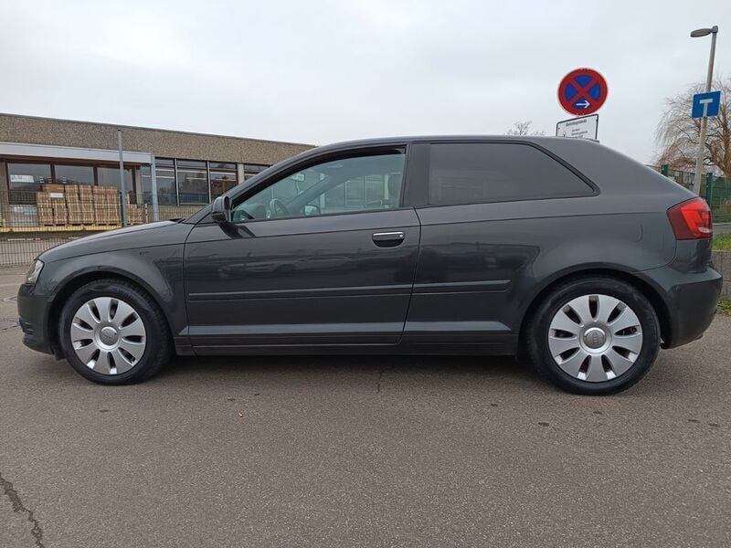 Gebraucht Audi A3 Ambition 140 PS (102 kW) 2011 Lavagrau perleffekt Coupé
